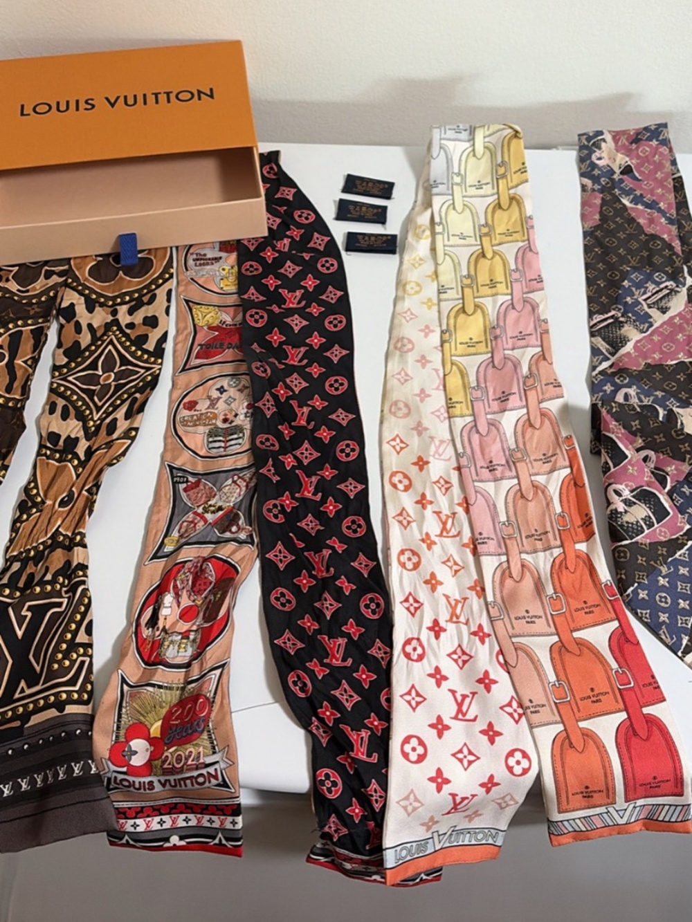 Louis Vuitton silk scarf lot